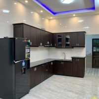 Tủ bếp nhựa vân gỗ mẩu 06